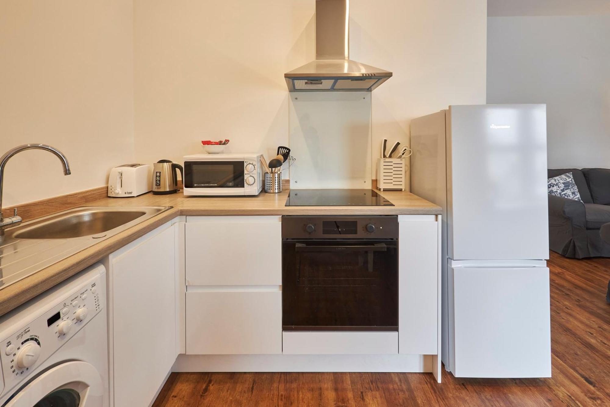 Host & Stay - Main Street Apartments Seahouses Bagian luar foto