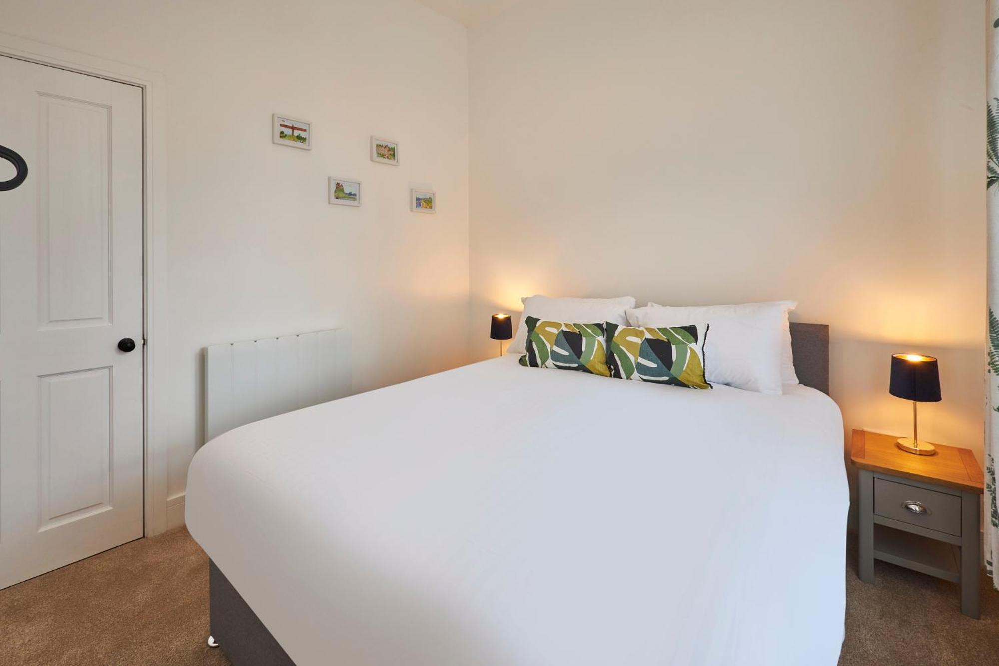 Host & Stay - Main Street Apartments Seahouses Bagian luar foto